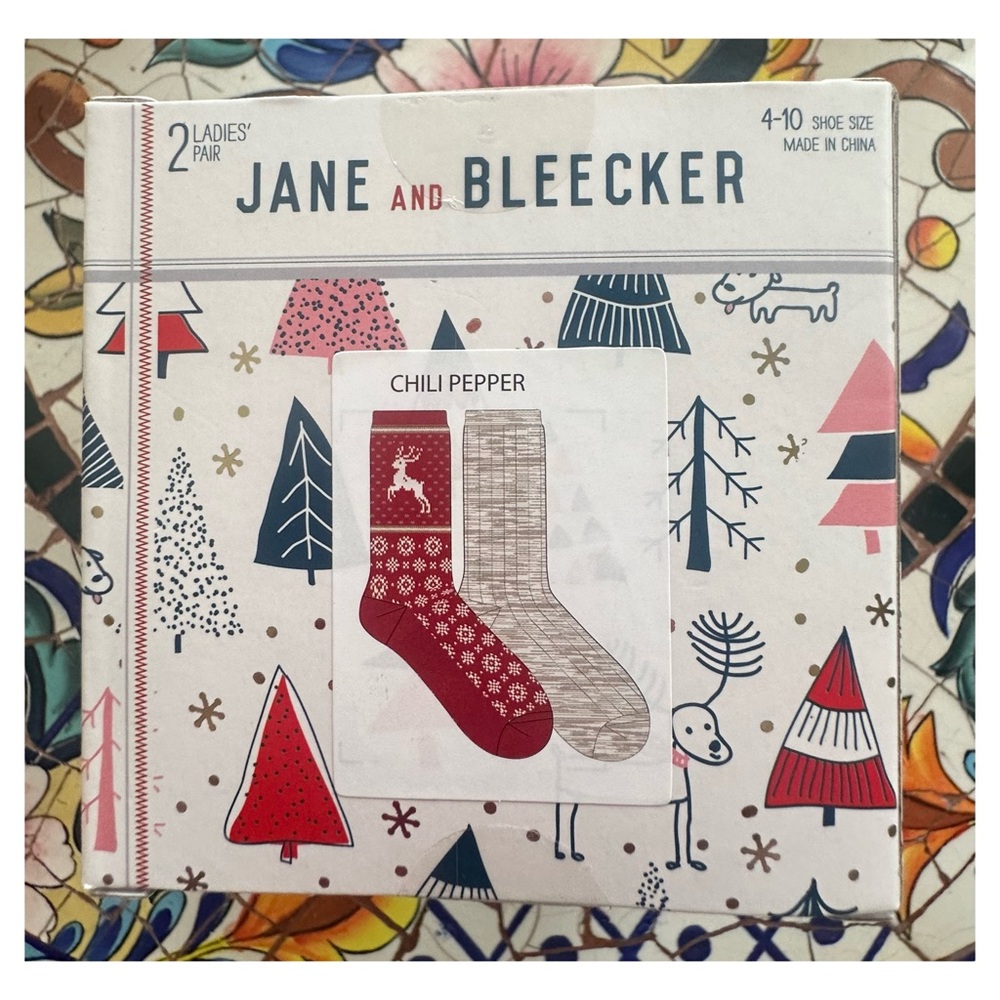 Jane and Bleecker Holiday Socks